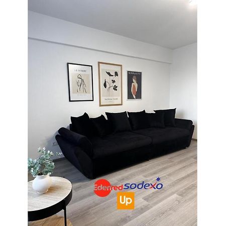 Luxury Studios Blvd. G. Enescu Suceava Exterior photo