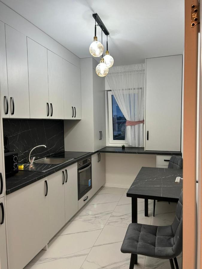 Luxury Studios Blvd. G. Enescu Suceava Exterior photo